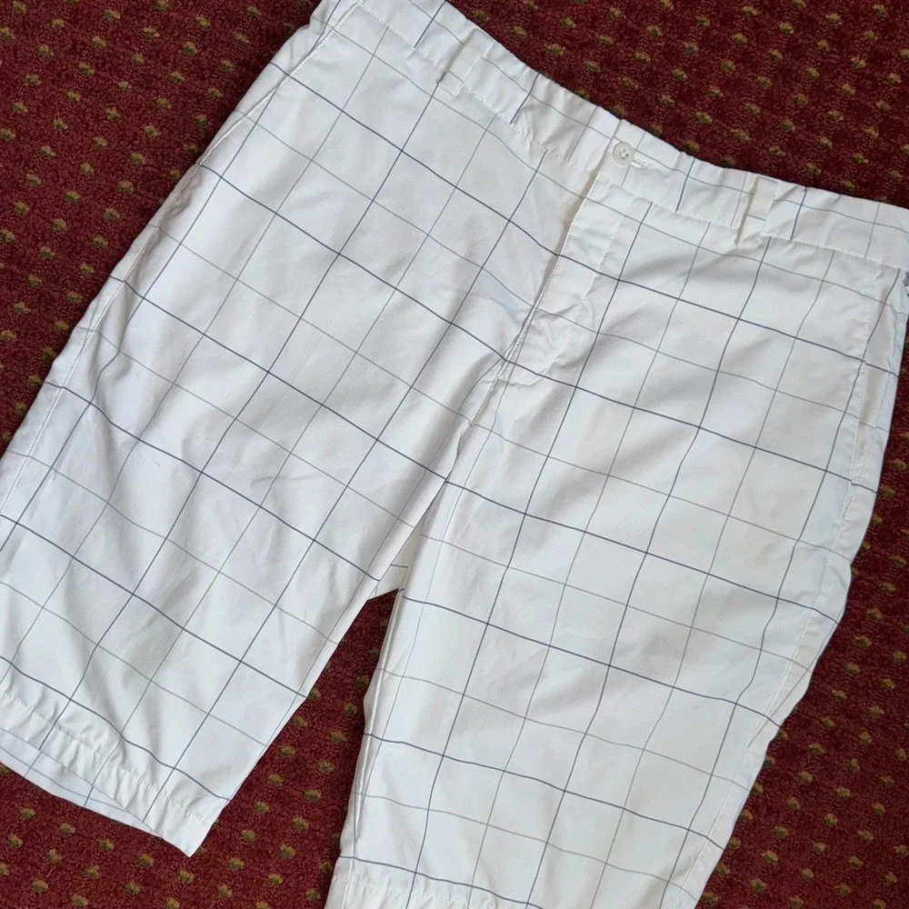 Nike Golf Shorts Mens 34 White Grey Excellent Dri-FIT Windowpane Check Plaid